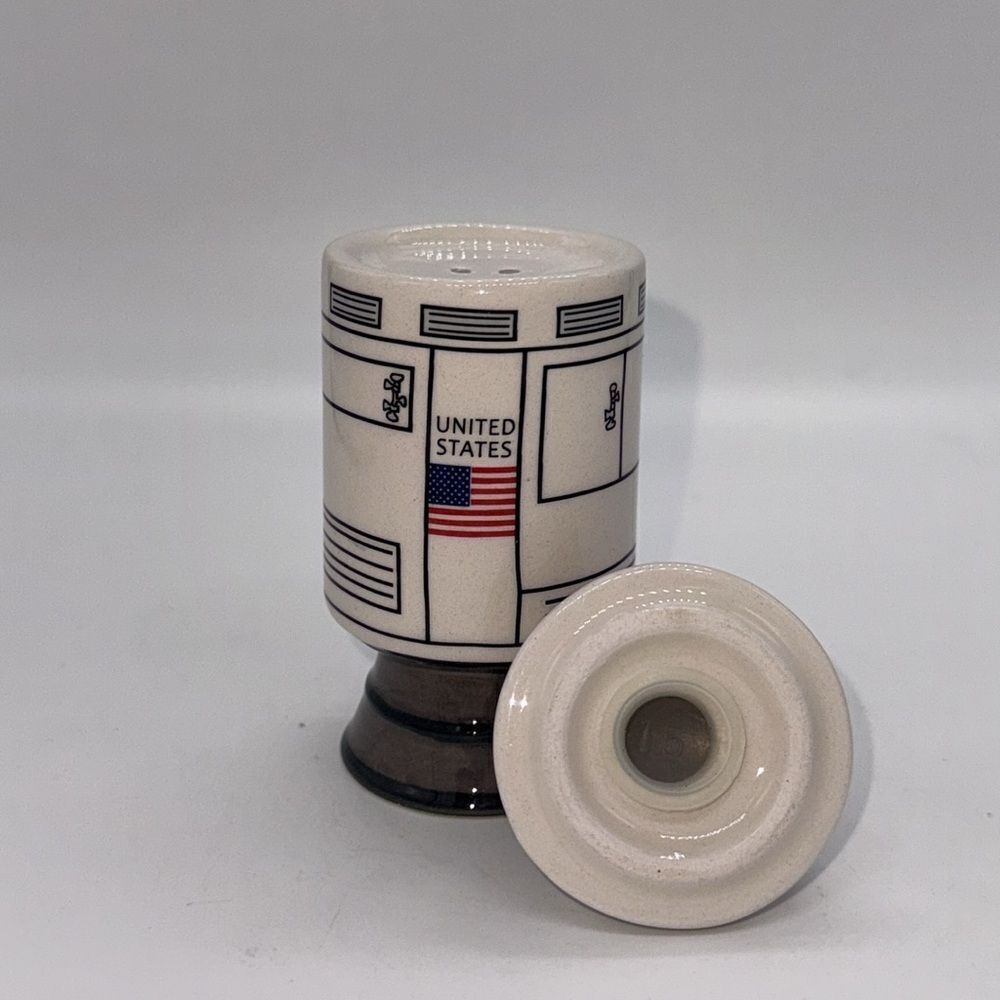 Apollo Command Capsule Salt and Pepper Set - Picture 2 of 5